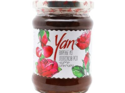 Lekv&aacute;r z Ruže/ Варенье из Розы