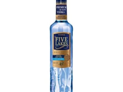 Vodka P&auml;ť jazier 0,5/ Водка Пять озер 0,5