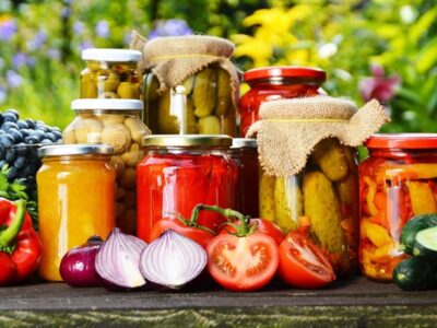 Овощная консервация/ Konzervovan&aacute; zelenina